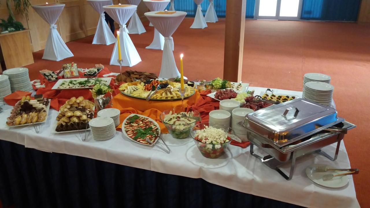 Hotel Tennis Club Prostějov Kültér fotó